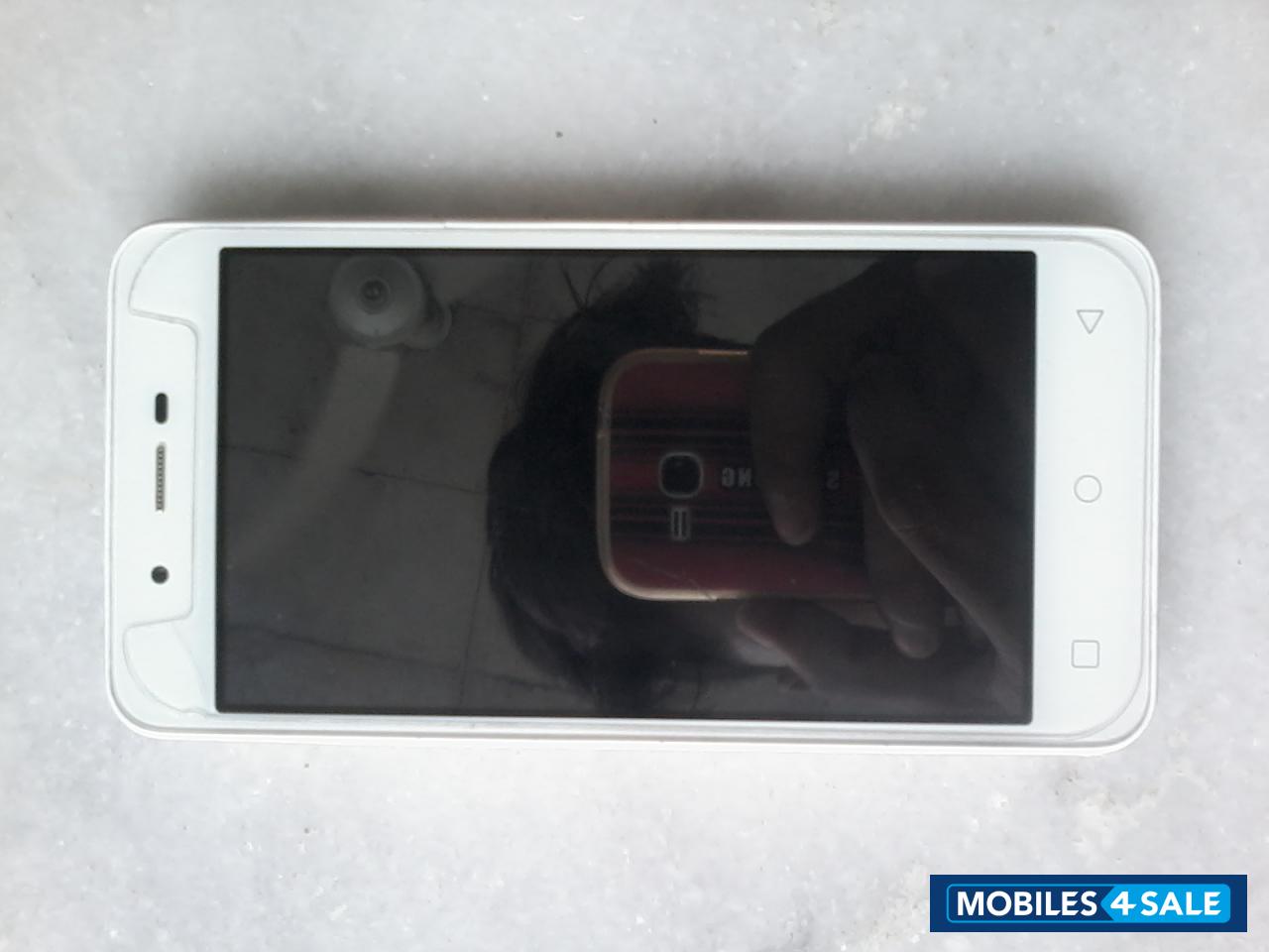 White&gold Micromax Canvas Spark Q380