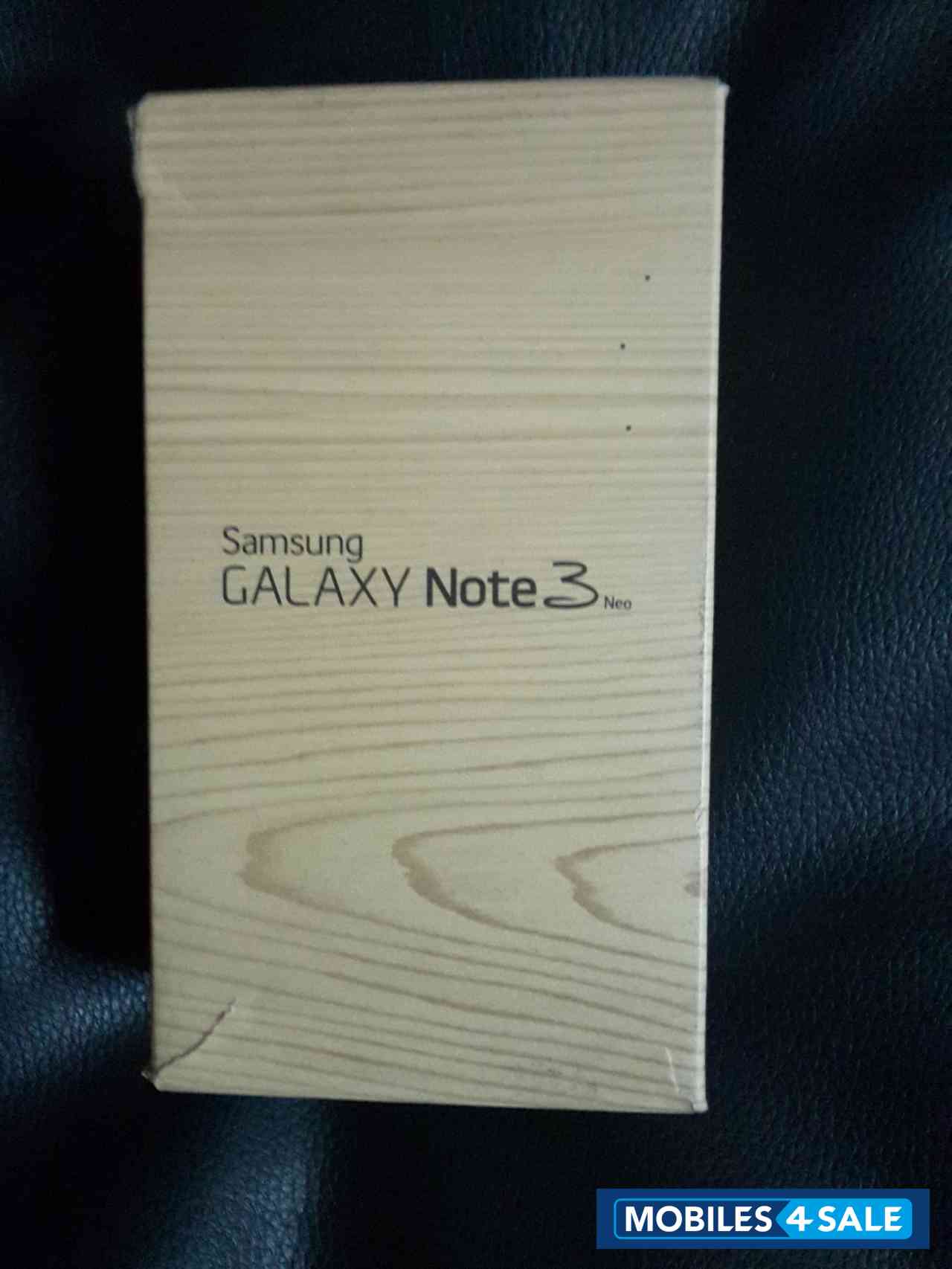 Black Samsung Galaxy Note 3 Neo