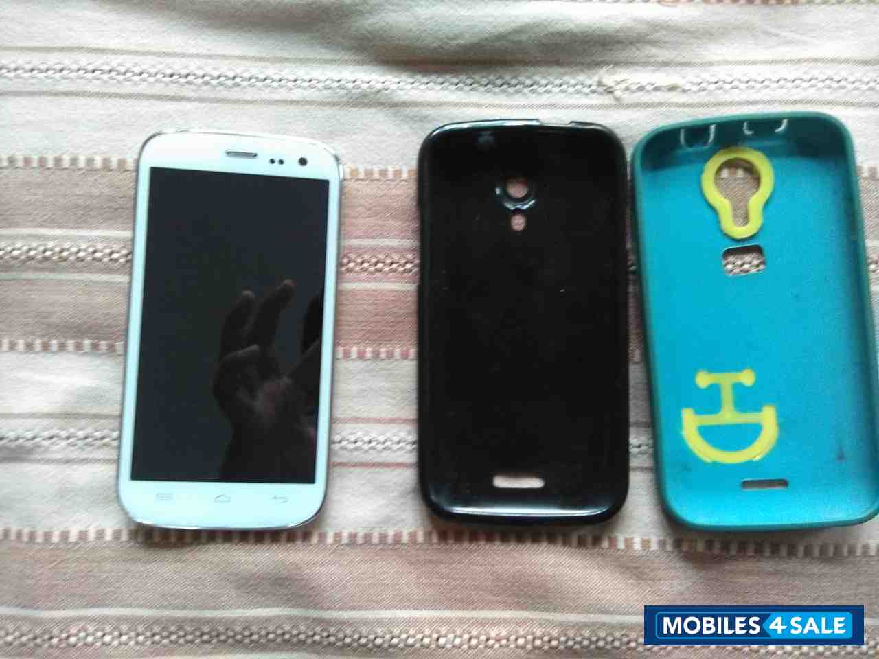 Silver Micromax Canvas Magnus A117