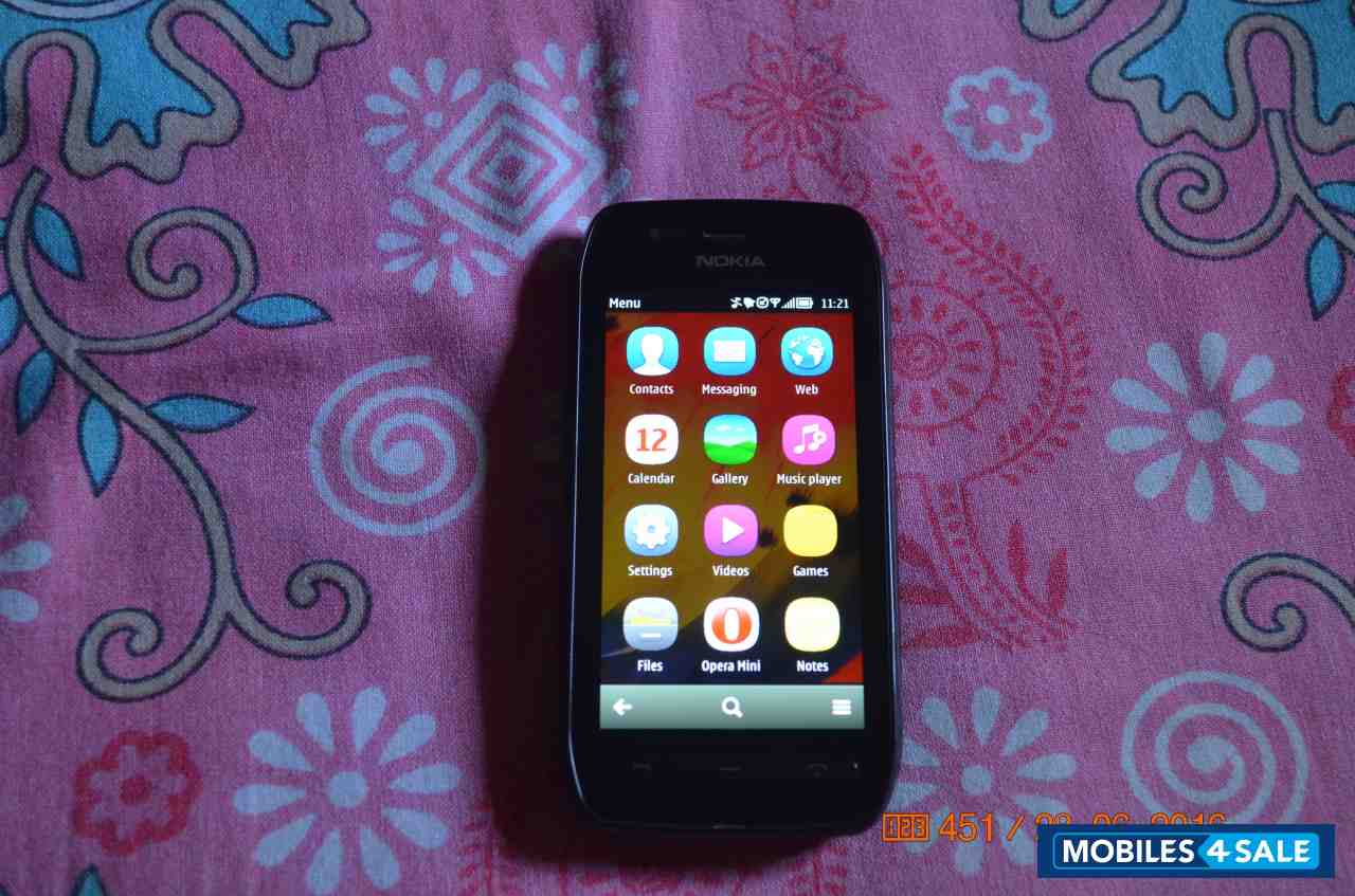 Used 2013 Nokia 603 for sale in Kolkata. Black colour. ID is 69219 -  Mobiles4Sale