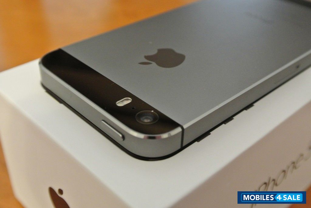 Space Grey Apple iPhone 5S