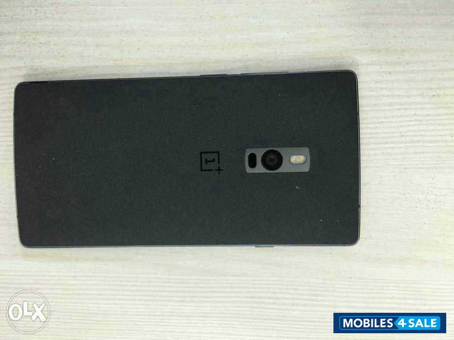 Black OnePlus Two