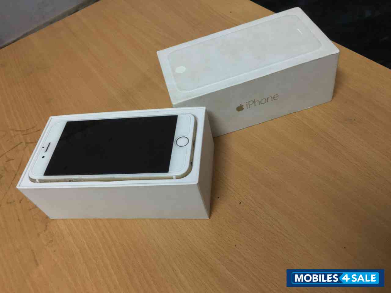 Gold Apple iPhone 6