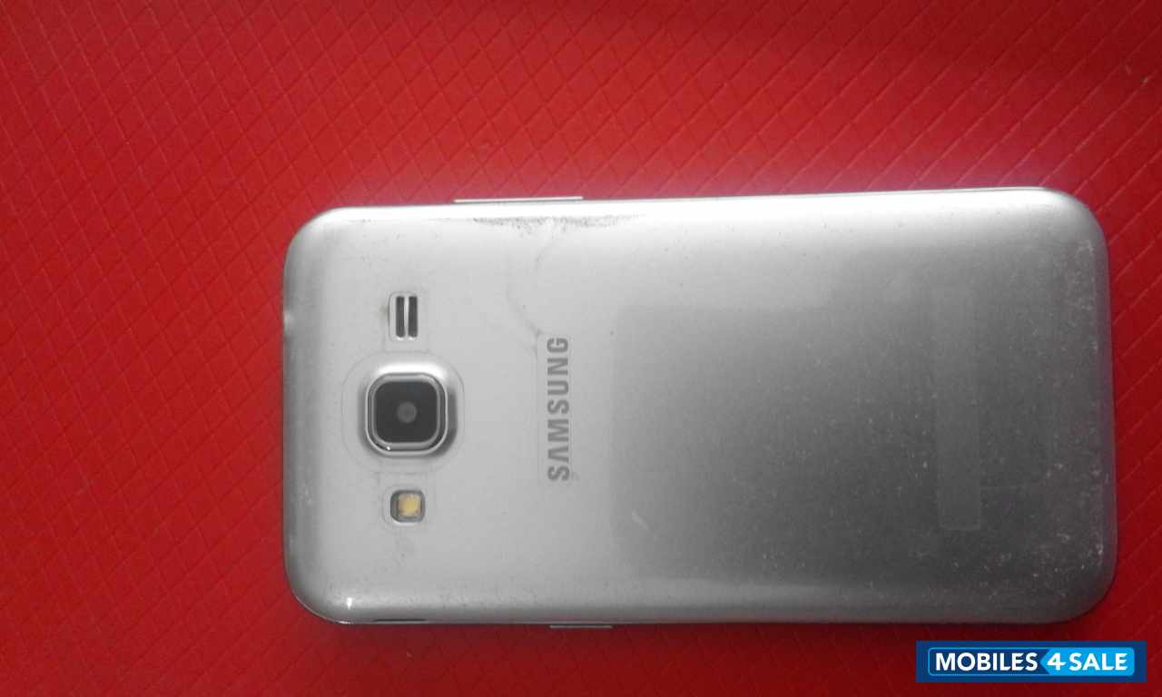 Silver Samsung  sm-g360h