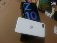 White BlackBerry Z10