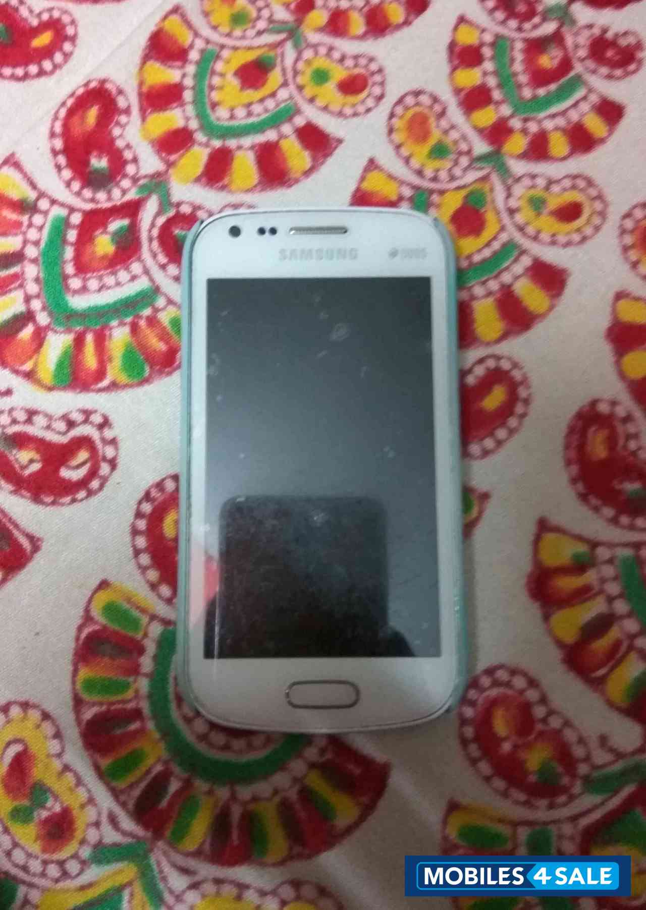 White Samsung Duos