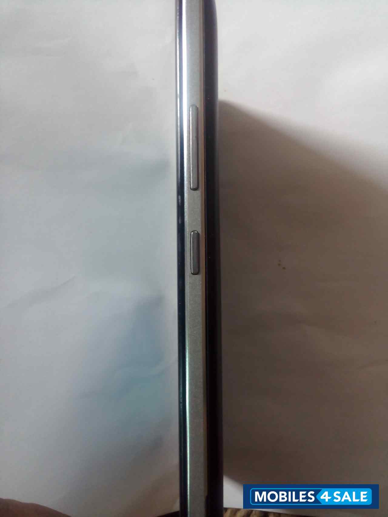 Black Lenovo Vibe P1m