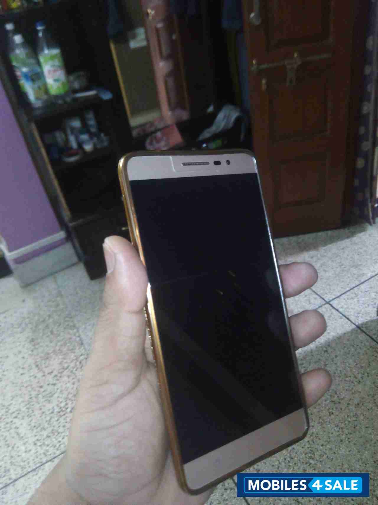 Gold Panasonic Eluga Mark