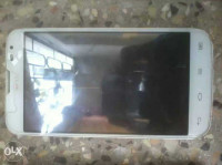 White LG L70