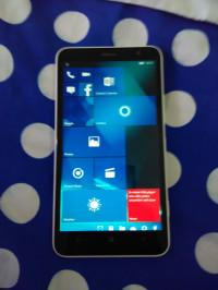 White Nokia Lumia 1320