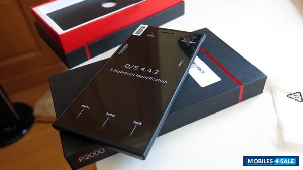 Black Elephone  p2000