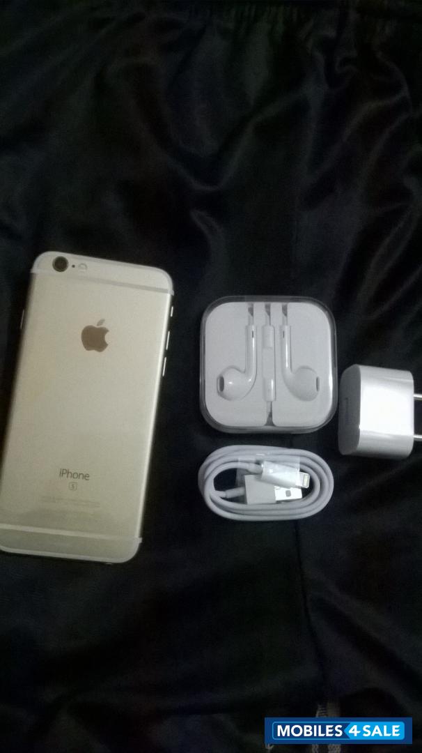 Gold Apple iPhone 6S