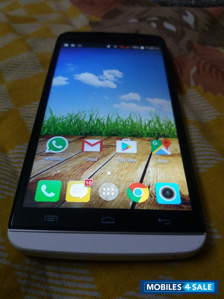 White Micromax Canvas L A108