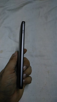 Grey Lenovo Vibe P1