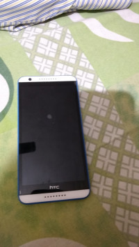 White HTC Desire 820