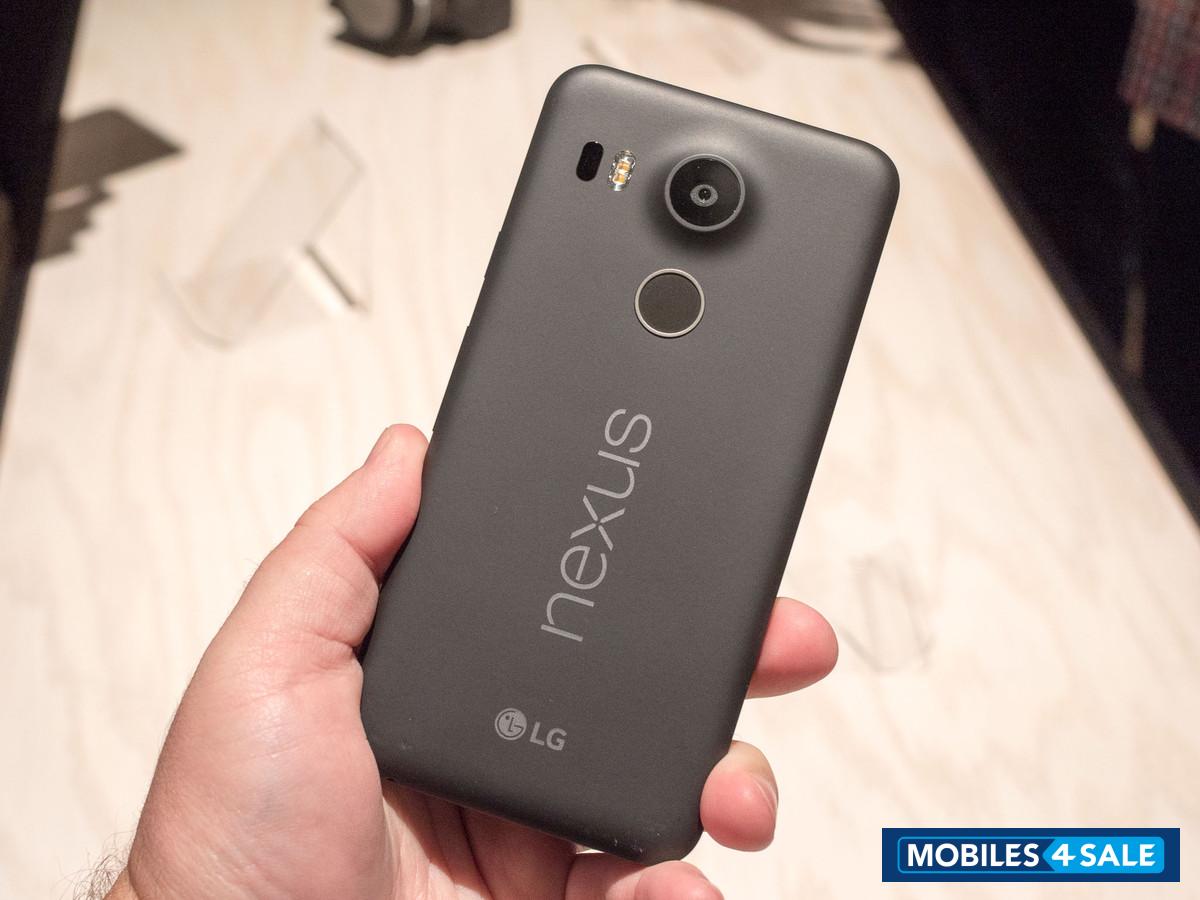 Black LG Nexus NEXUS 5X