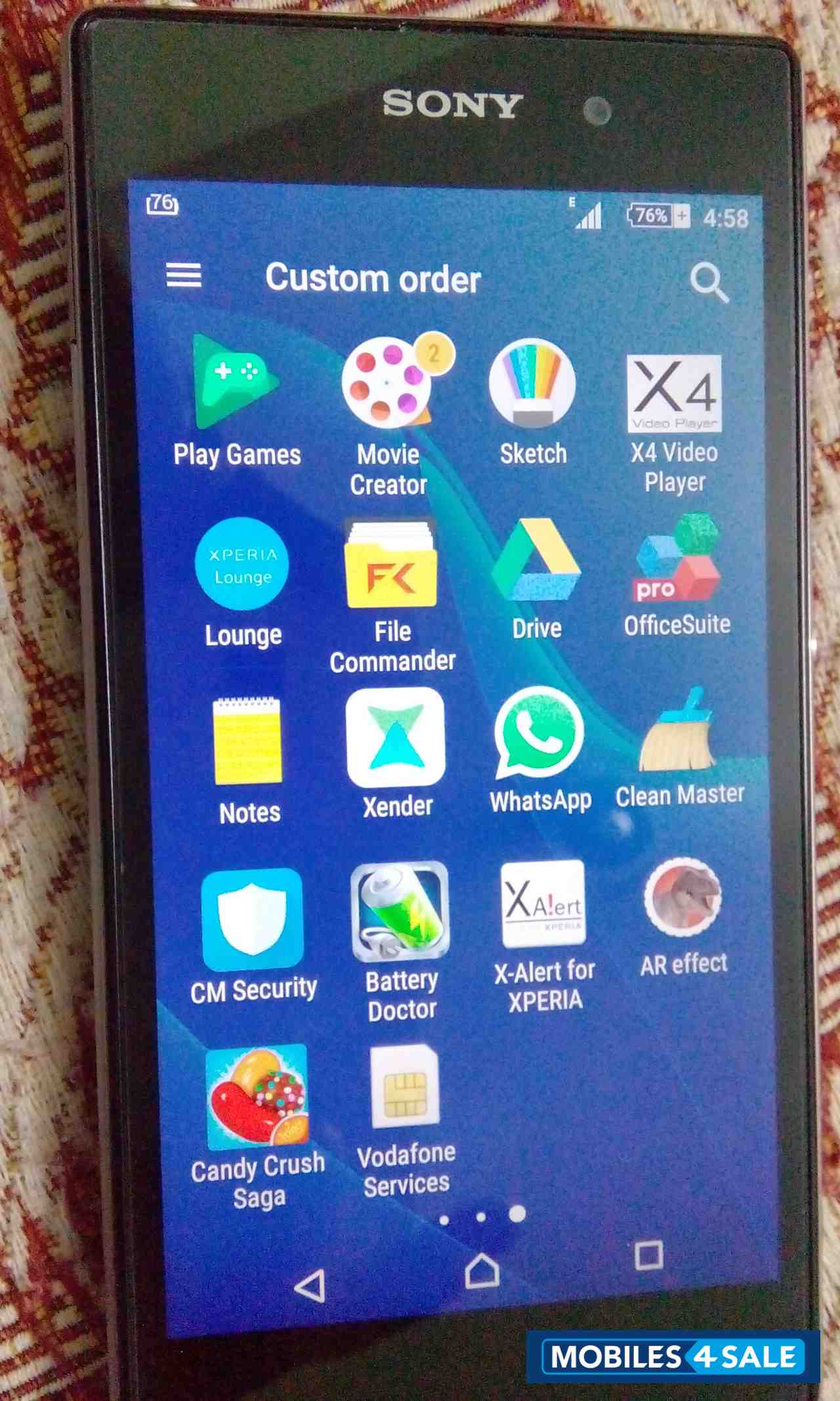 Black Sony Xperia Z1