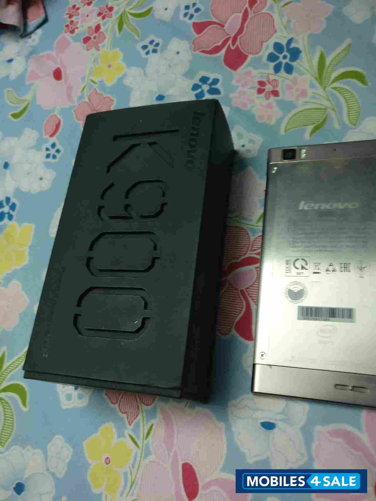 Sliver Lenovo K900