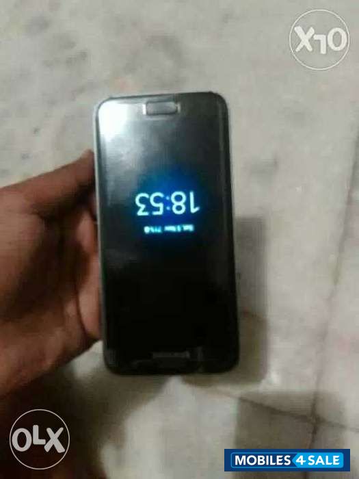 Black Samsung Galaxy S7