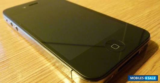 Black Apple iPhone 4