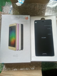 Black Xiaomi Mi 5