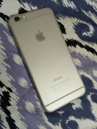 Silver Apple iPhone 6