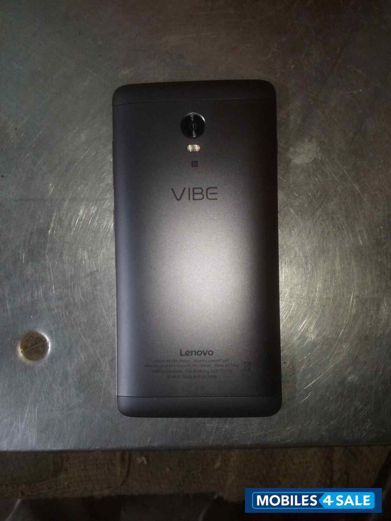 Grey Lenovo Vibe P1