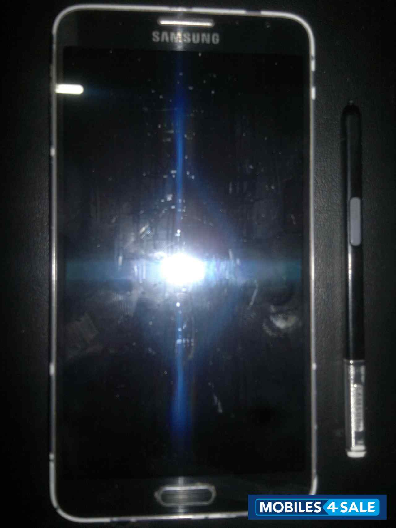 Black Samsung Galaxy Note 3 Neo