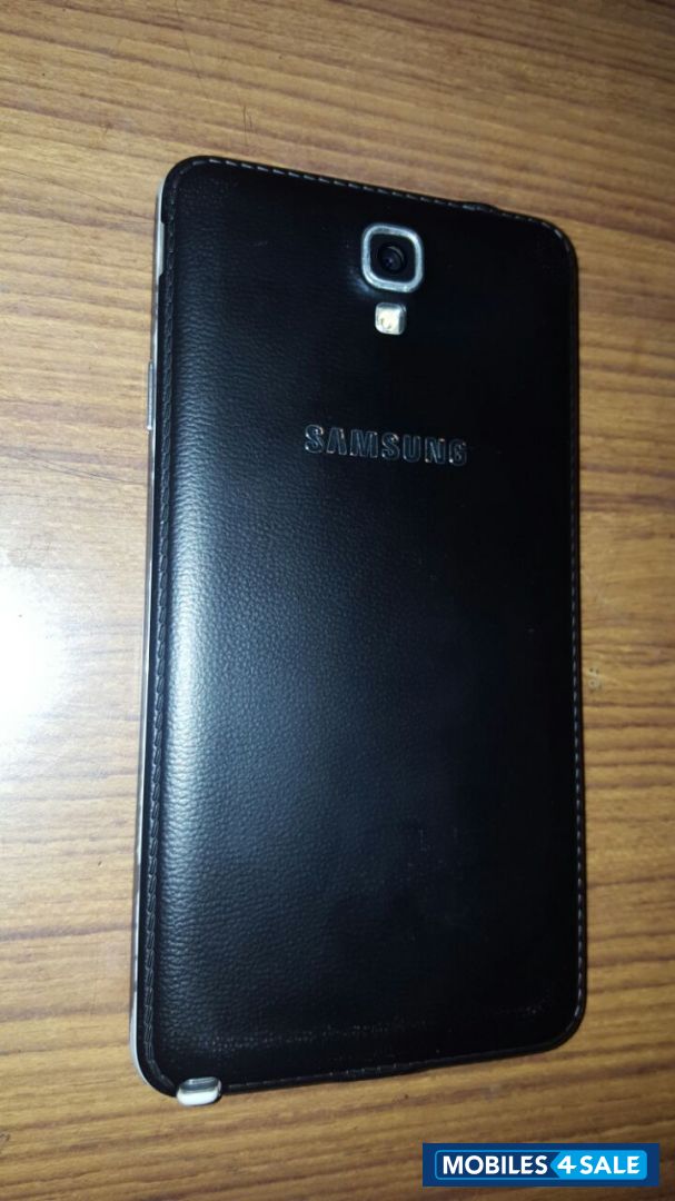 Black Samsung Galaxy Note 3 Neo