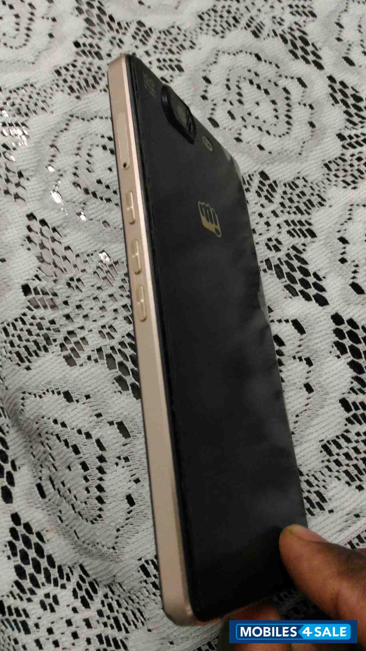 Black Gold Micromax Canvas Knight