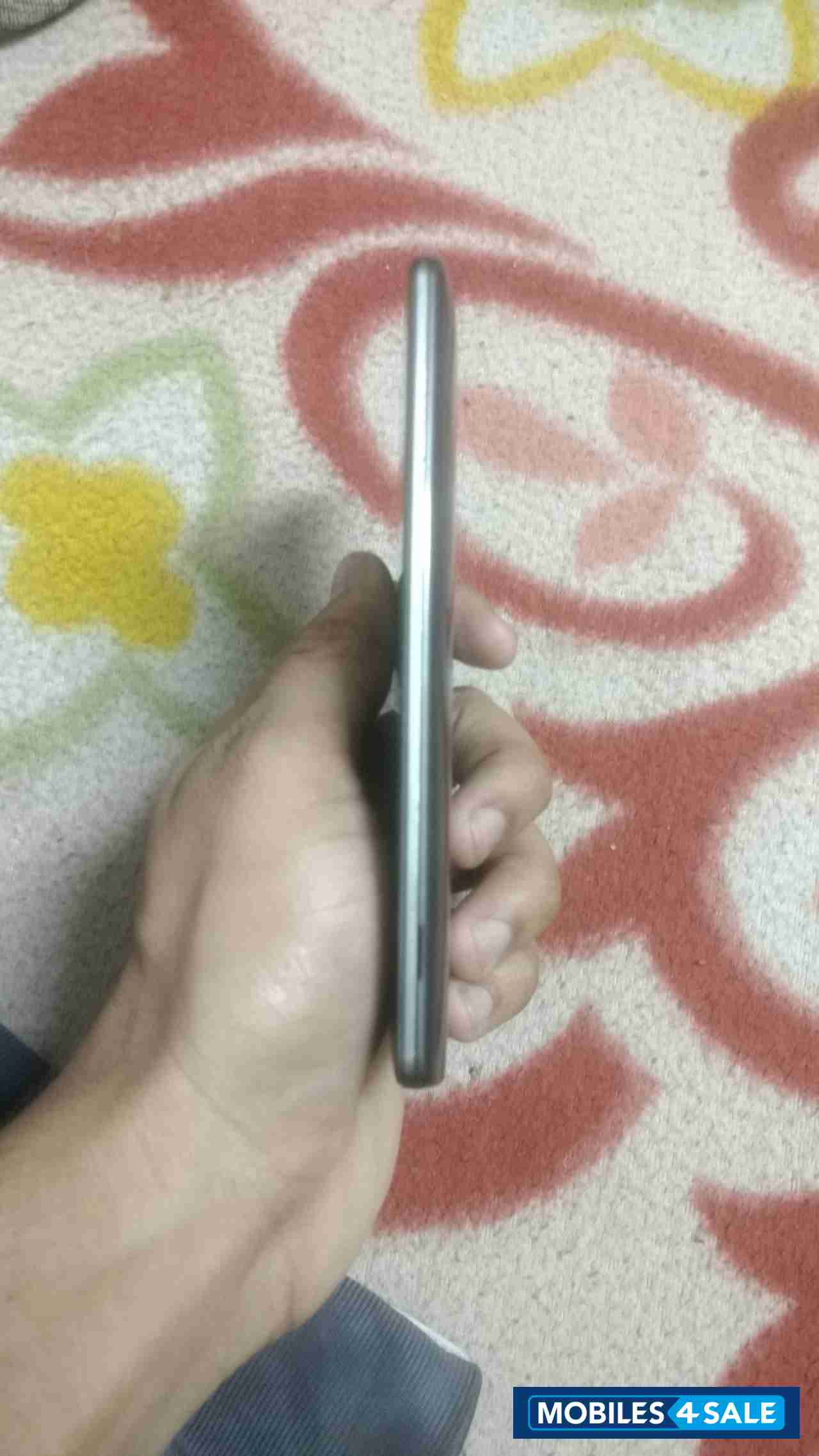 Metallic Black LG G3