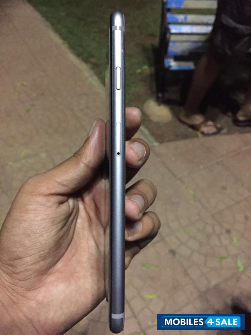 Space Grey Apple iPhone 6 Plus