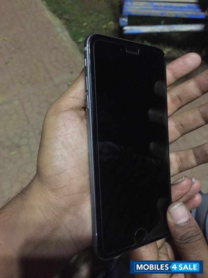 Space Grey Apple iPhone 6 Plus