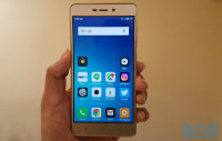 Silver Xiaomi Redmi 3S Prime