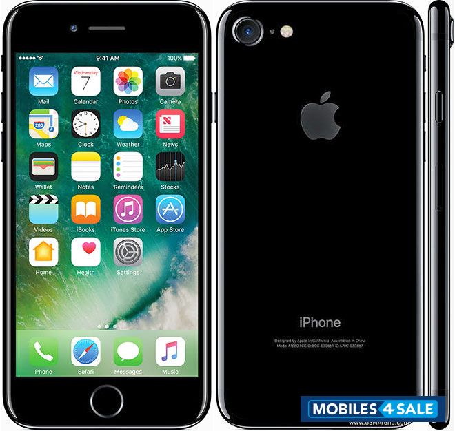 Black Apple iPhone 7