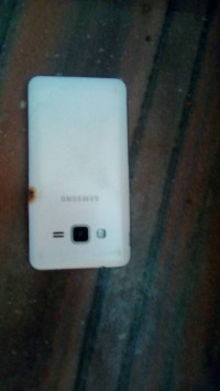 White Samsung Z1 Tizen