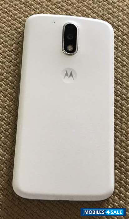 White Motorola Moto G4 Plus