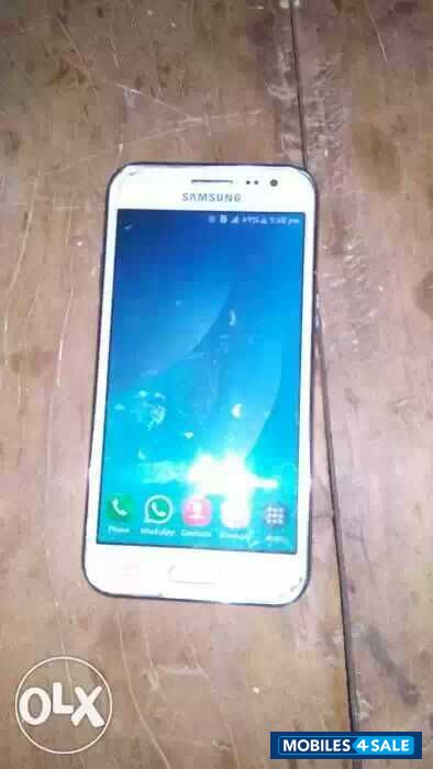 White Samsung J-series Samsung j2