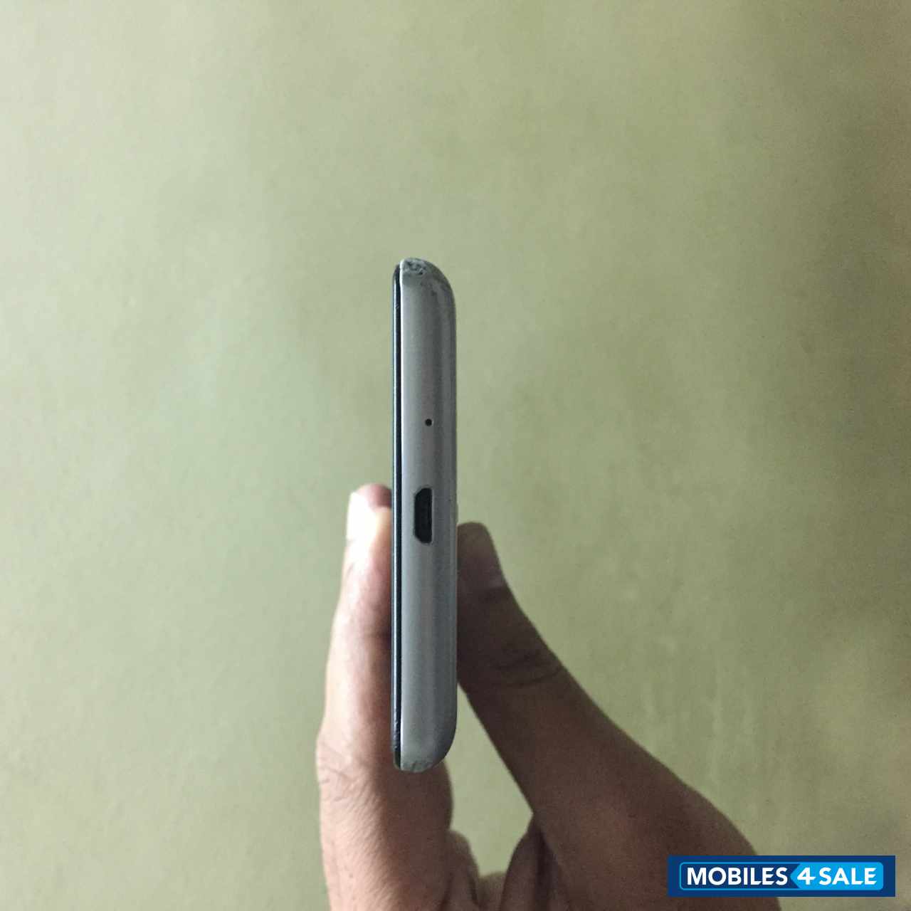 Dark Grey Xiaomi Redmi 3S Prime