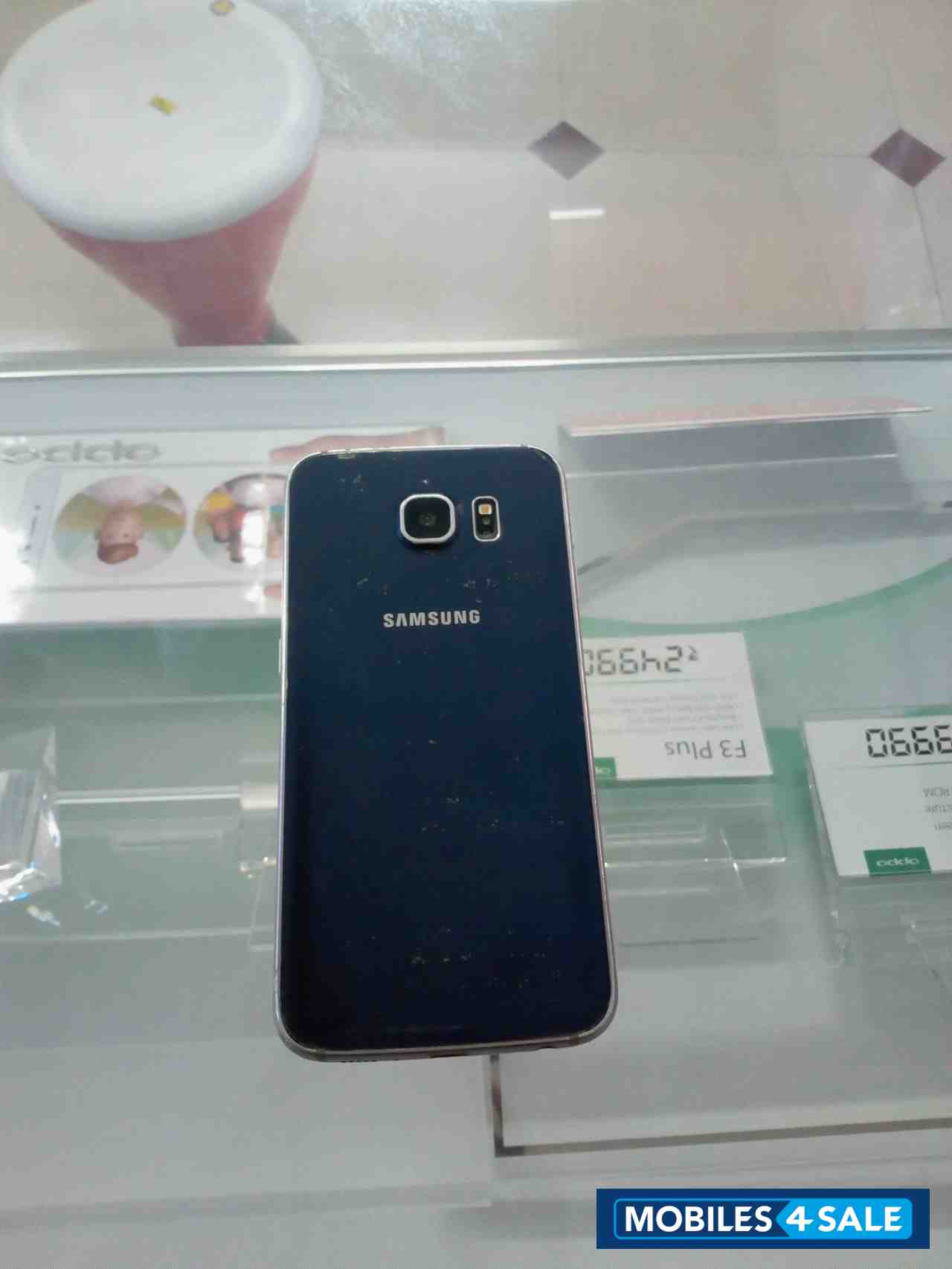 Blue Samsung Galaxy S6