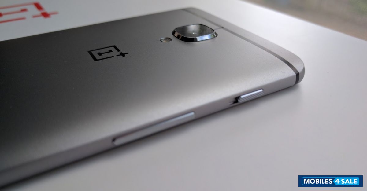 Gun Metal OnePlus 3T