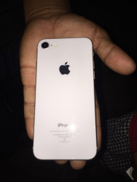 White Apple iPhone 8