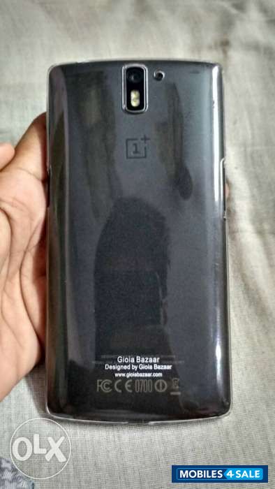 Sandstone Black OnePlus One