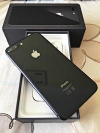 Black Apple iPhone 8 Plus