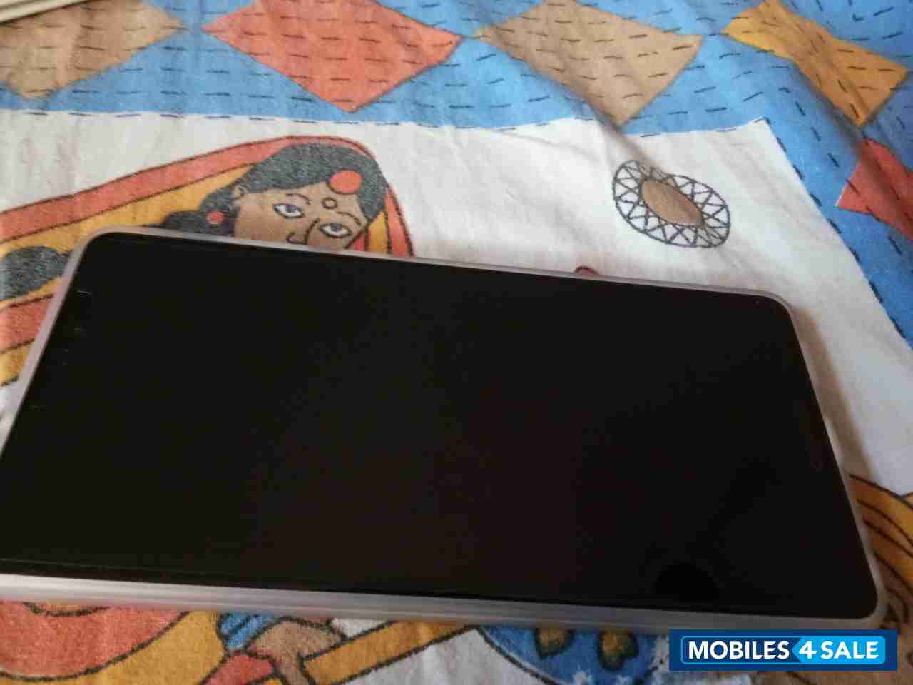 Black Gionee  m7 power