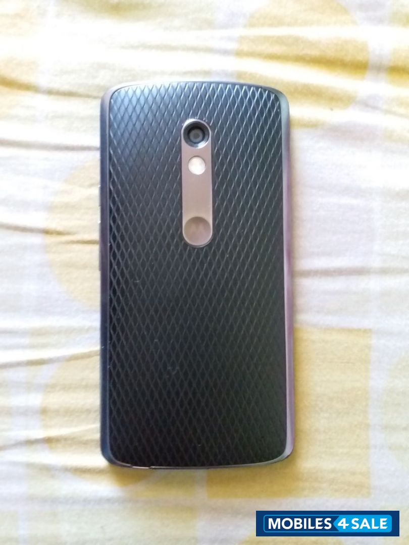 Black Motorola MOTO X Play