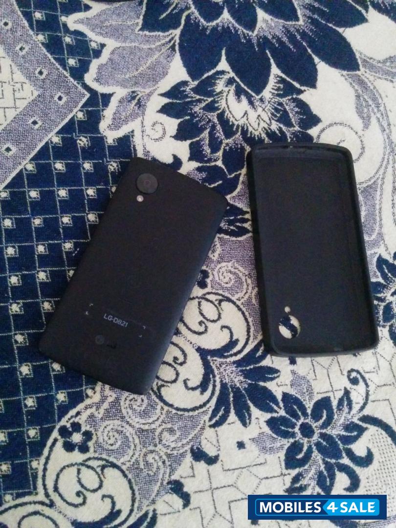 Black Google Nexus 5