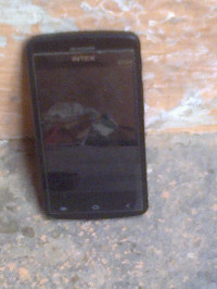 Black Intex  star 2g