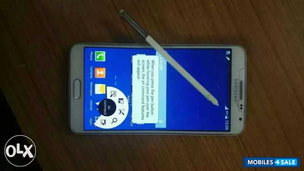 White Samsung  Note 3 neo