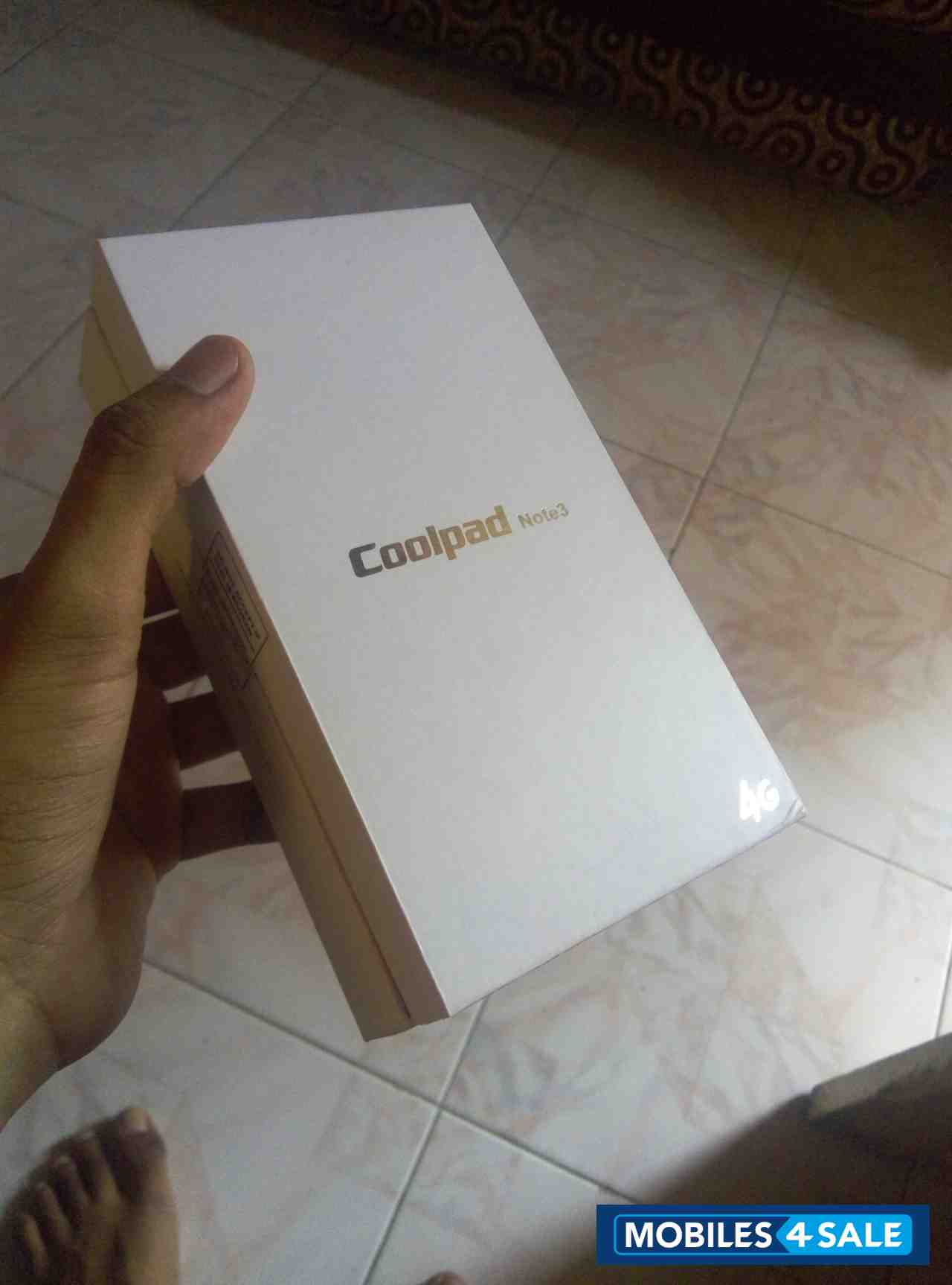 White Coolpad Note 3